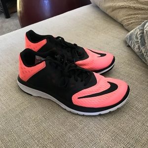 Nike FS Lite Run 3 in like-new condition!